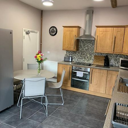 Studio Double. Own Bathroom, Shared Kitchen Bewdley Exterior photo