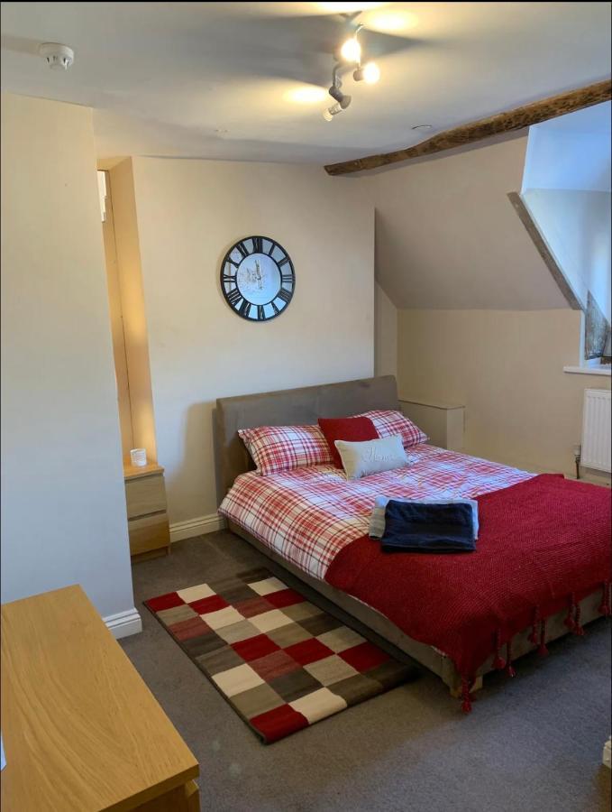 Studio Double. Own Bathroom, Shared Kitchen Bewdley Exterior photo