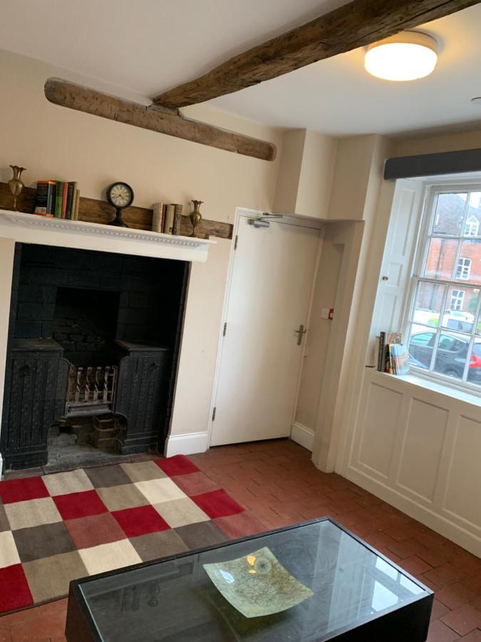 Studio Double. Own Bathroom, Shared Kitchen Bewdley Exterior photo